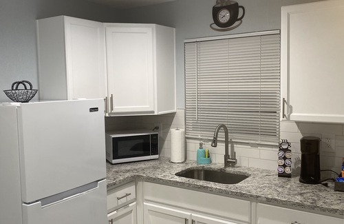 Egypt Lake-Leto House | you will not regret choosing this quiet place