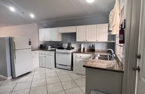 Rodney Bay Villa | You won’t need a car! 2BDRM Villa Walking distance to EVERYTHING in Rodney Bay!