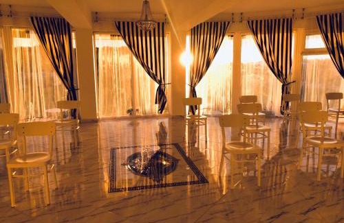 Racari Bed & Breakfast | YOUness WELLness Clinic & Retreats