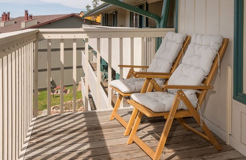 Fraser Condo | Young-Family Friendly Condo in Super Central Location
