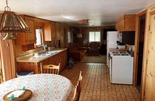 Pelican Lake Cottage | Young's Cabin
