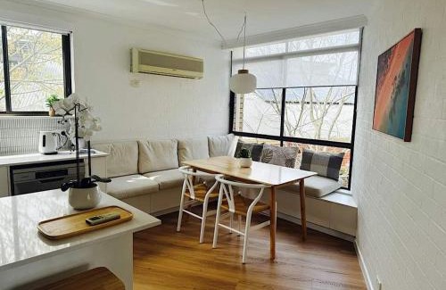 Nagambie House | Young3/29-31