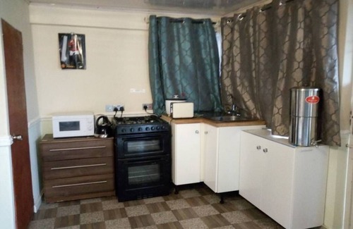 Freetown House | Your all-inclusive self-catering home from home