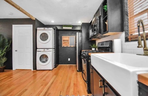 South Central Houston Apartment | Your Attractive High Vibe Boho Hidden Gem Close To Everything