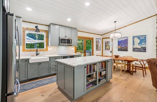 Timberline House | Your base camp for mountain adventures!