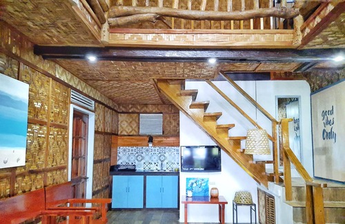 Malabuyoc Cabin | Your beautiful vacation cabin nestled between the mountains and the sea.