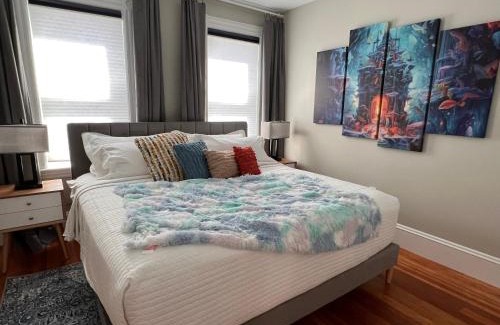 Everett Apartment | Your Boston Retreat - Great porches - 2/BR sleep 6