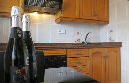 Campanar Apartment | Your calm stay in Valencia. 4 rooms, AC, Gigabit fiber internet
