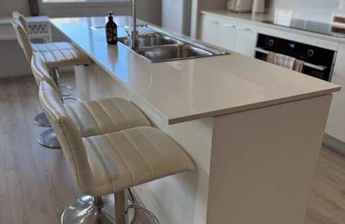 Deception Bay House | Your Coastal Haven - Brand New Home by the Bay!