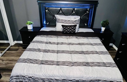 Croissant Park House | Your Cozy 1-bedroom🏡Home away from Home near FLL✈️Beaches🏝NightLife💃🕺