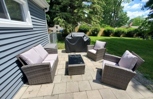 Clarkston House | Your Cozy Clarkston Home Away From Home