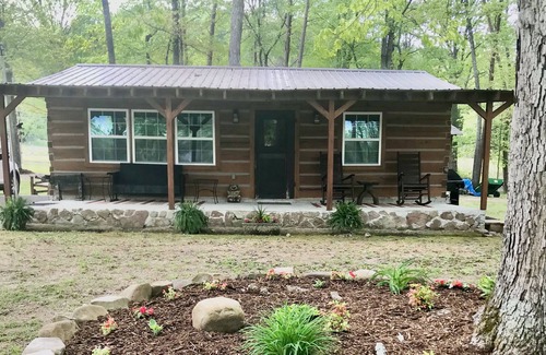 Kingston Cabin | Your cozy hideaway, where the water meets the wild.