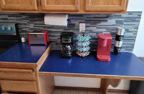 West Wendover House | Your cozy home away from home + jacuzzy