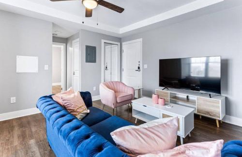 Midtown Apartment | Your Cozy One Bedroom Detriot