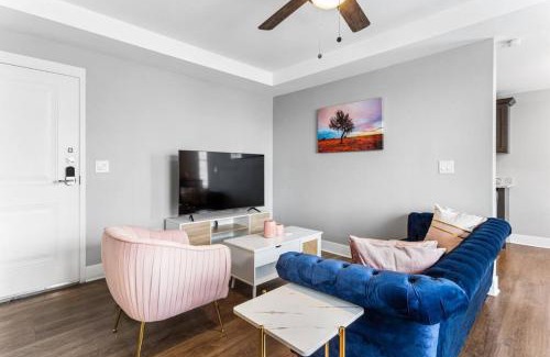 Midtown Apartment | Your Cozy One Bedroom Detriot