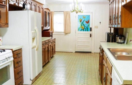 Downtown Apartment | Your Crew's Home Away From Home