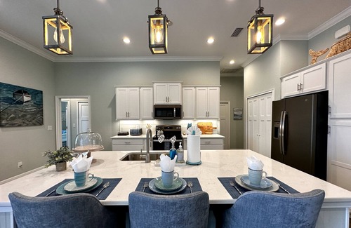 Broadmoor House | * Your Dream Florida Escape Awaits! *