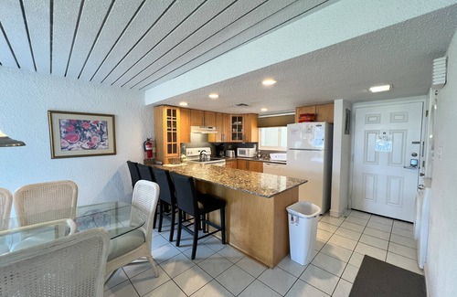 Seven Mile Beach Condo | Your Dream Vacation is Affordable at Sunset Cove Seven Mile Beach Grand Cayman.