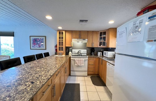 Seven Mile Beach Condo | Your Dream Vacation is Affordable at Sunset Cove Seven Mile Beach Grand Cayman.