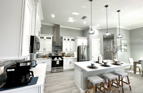 Pine Valley House | * Your dreamy Florida retreat where sunshine, serenity, and style come together! *