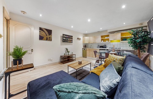 Notting Hill Apartment | Your Elite Hyde Park Retreat 2-Bedroom Luxury Flat