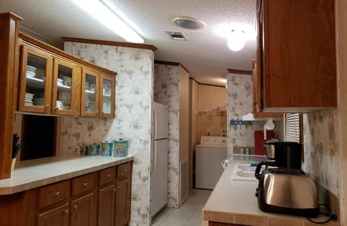 Buckhead Ridge House | Your Fishing Vacation Headquarters. Plenty of parking for boats, RV's, trucks.