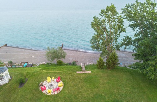 Romney House | Your Getaway From the Everyday!