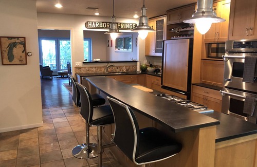 Harbor Springs House | Your Harbor Springs Beach Front Vacation Awaits! Weekly discounts available.