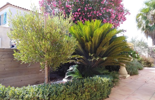 Aigues-Mortes House | YOUR HOLIDAY ZEN in a cocoon GREAT COMFORT in AIGUES MORTES 5 kms from the sea