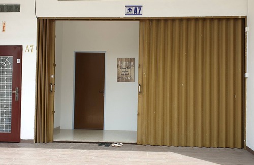 Lubuk Baja House | 'Your Home 02' beside BCS Shopping Mall 6-10paxs . Lots of Amenities