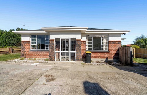 Invercargill House | Your Home Away from Home.