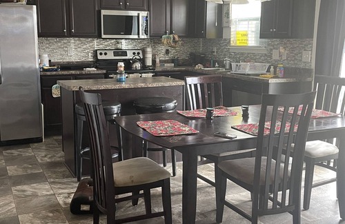 McLeansville House | Your home away from home just outside of Greensboro city limits, 5 mins from HWY