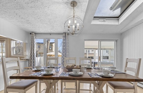 Deer Park House | Your home away from home while exploring all of what Long Island has to offer!