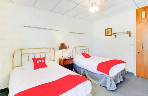Drumright House | Your Home Away From Home! 3 Convenient Units, Free Parking, Pets Allowed!