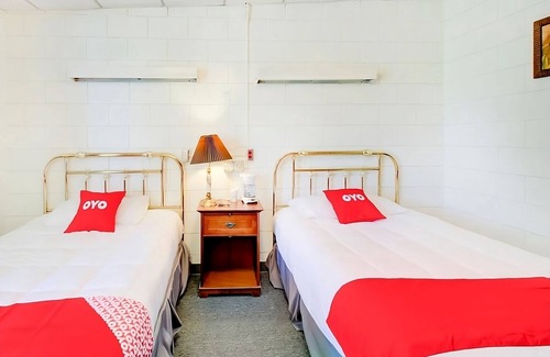 Drumright House | Your Home Away From Home! 3 Convenient Units, Free Parking, Pets Allowed!