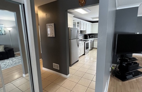 Brandon House | Your Home Away From Home