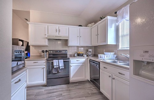 Killeen House | "Your Home Away From Home"