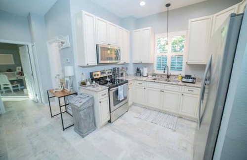 Fairvilla House | Your Home Away From Home