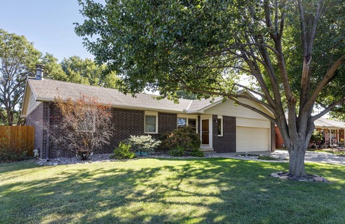 Wichita House | Your Home Away from Home: Retreat Perfect for Large Families and Groups