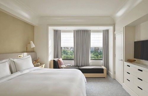 Back Bay East Hotel | Your Home Away From Home! Park View, Pet-friendly Property near Inman Square