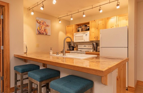 Driggs Condo | Your home away from home! Newly remodeled 3BR/3BA Teton Creek Resort Condo