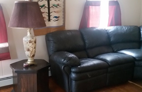 Roscoe House | Your Home Away From Home.Two hours and 10 minutes from NY City.