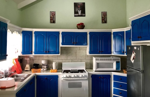 Vieux Fort House | YOUR HOME AWAY FROM HOME
