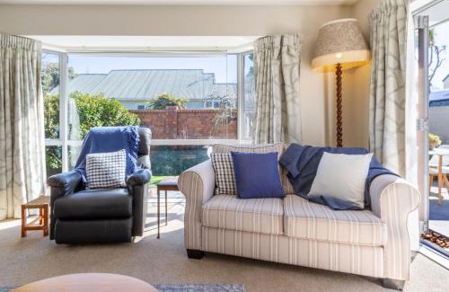 Somerfield Apartment | Your Home Away From Home on Barrington Street