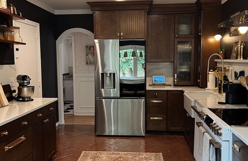 Summerville House | Your Home Away from the Fairway – Masters Ready!