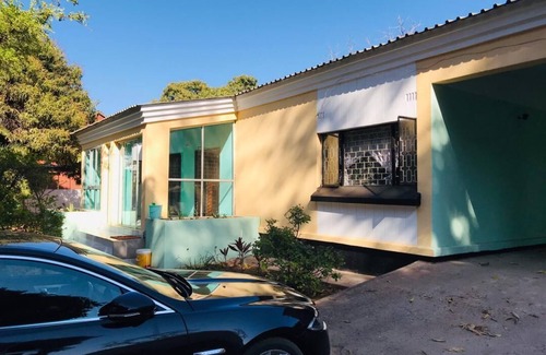 Livingstone House | Your home away from home