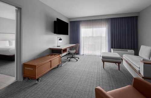 Oldsmar Hotel | Your Home Base in Oldsmar – Courtyard Comfort Close to All Things Tampa