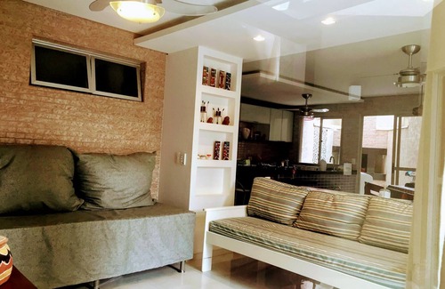Pontal do Parana House | Your Home in Atami with A/C, Wi-Fi and Home-office
