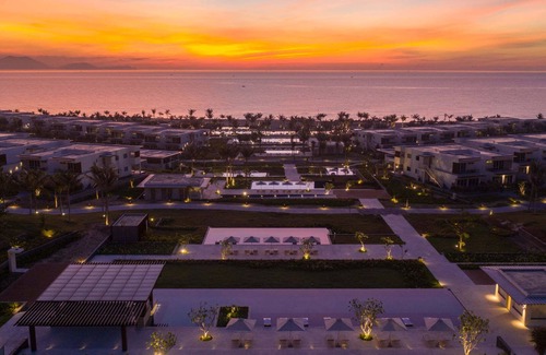 Cam Lam Resort | Your home on the beach