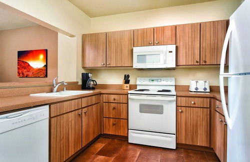 Enterprise Resort | Your loved ones will LOVE you for this!